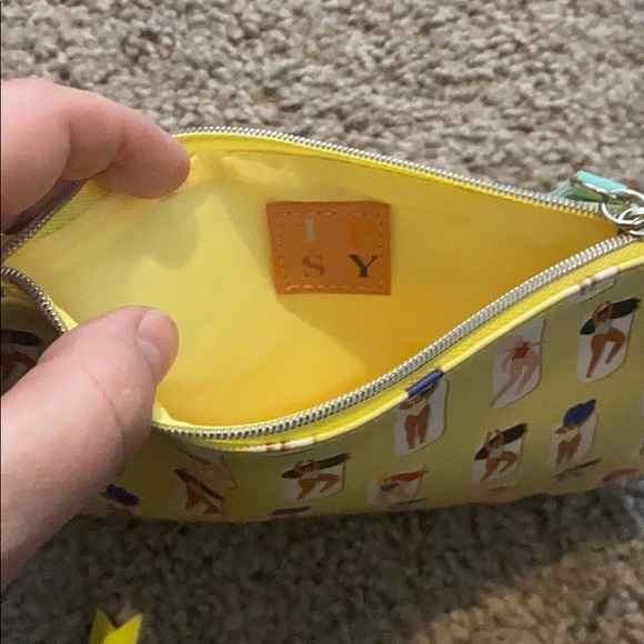 Ipsy Cosmetic Bags 🌼 - Picture 6 of 6